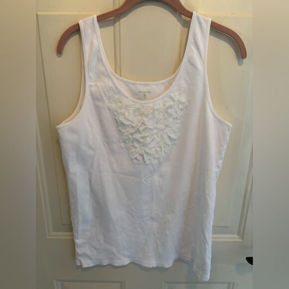 Garnet Hill White Tank with Front Floral Detail size XL - Picture 2 of 5